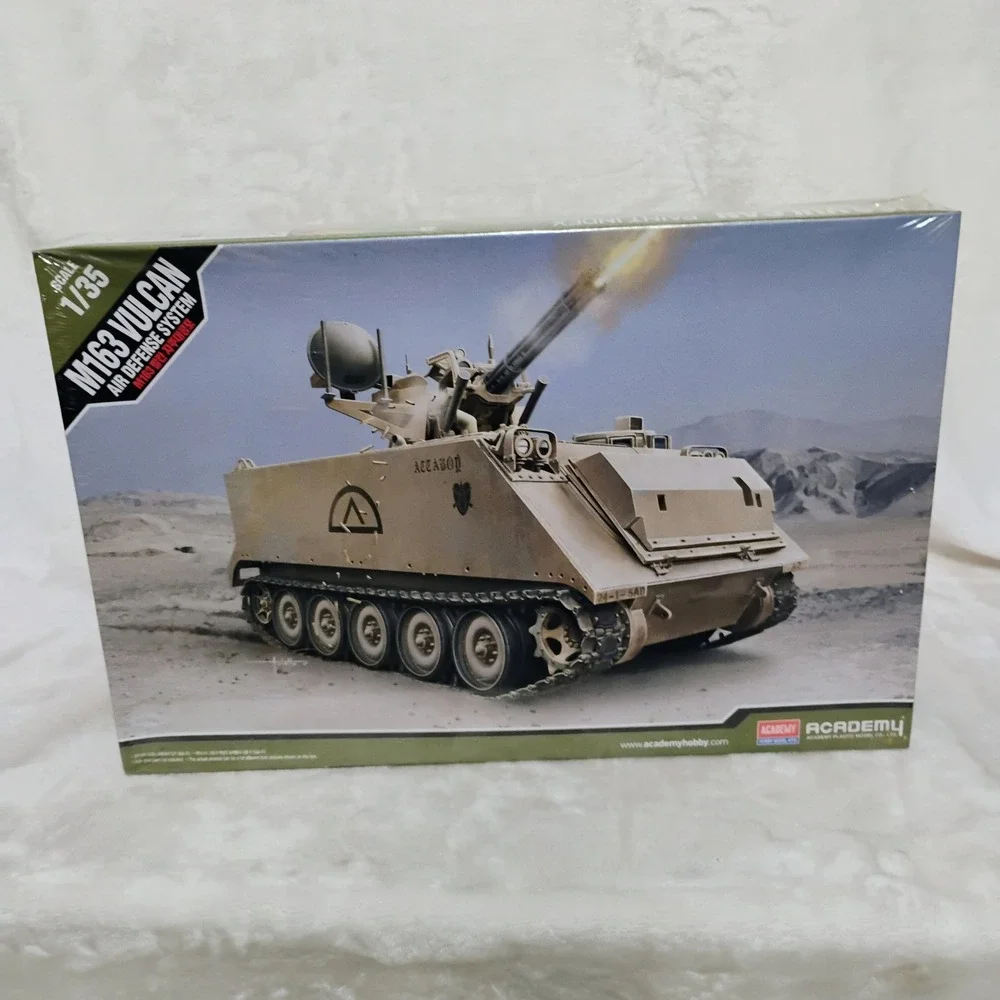 Academy 13507 M163 Vulcan Air Defense System 1/35 Scale Model Kit New Sealed